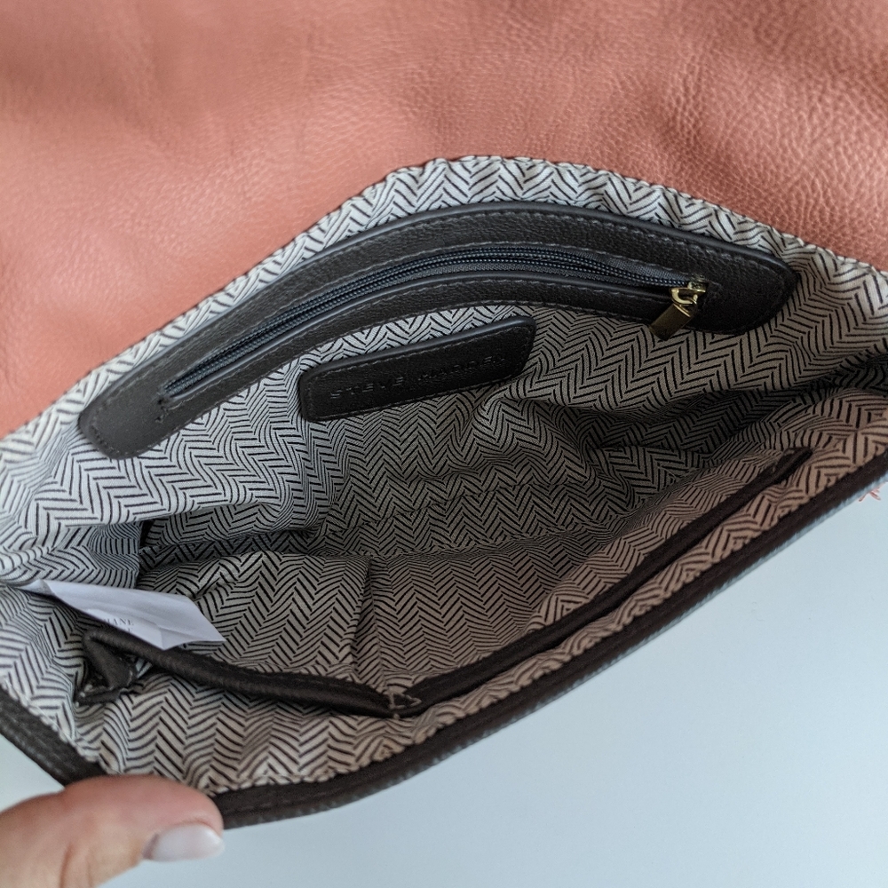 Steve Madden Vegan leather envelope purse - Picture 7 of 8